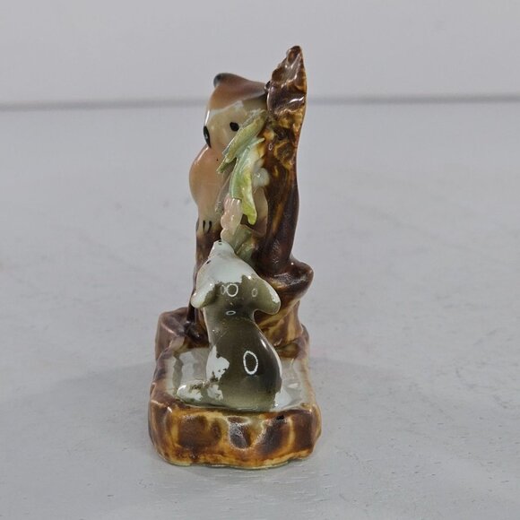Vintage Miniature Owl Sitting On Log Mouse Ivy Berries Grapes Figure Ceramic - Picture 5 of 8